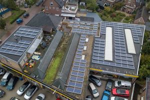 Apeldoorn Zonnedak-award 2018: Garagebedrijf Bakker