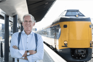 Groene Estafette: Arjan Heinen remenergie van de trein voor de bus