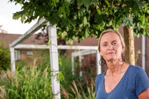 Isoleren met actie: “Ik wil iets positiefs doen”